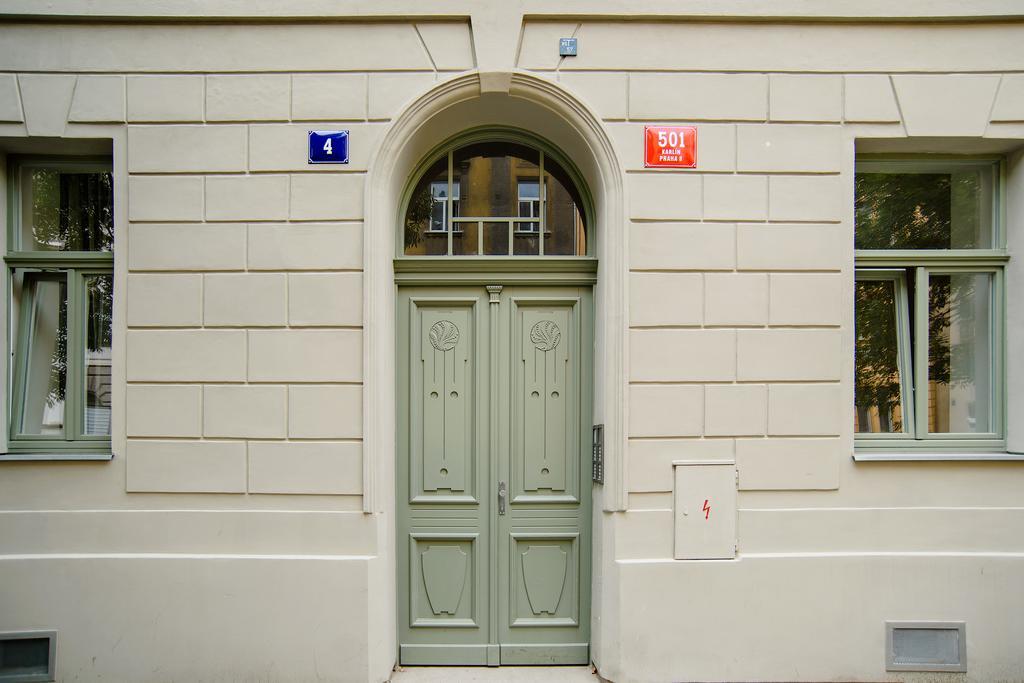 Apartment Gesse Brezinova Prag Eksteriør billede