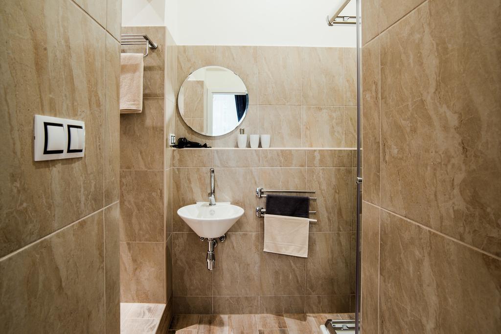 Apartment Gesse Brezinova Prag Eksteriør billede
