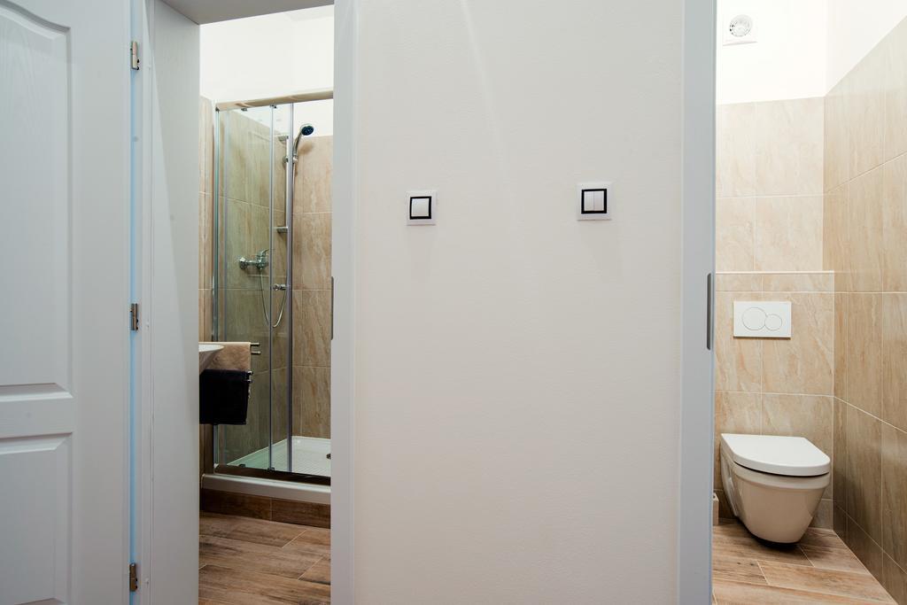 Apartment Gesse Brezinova Prag Eksteriør billede